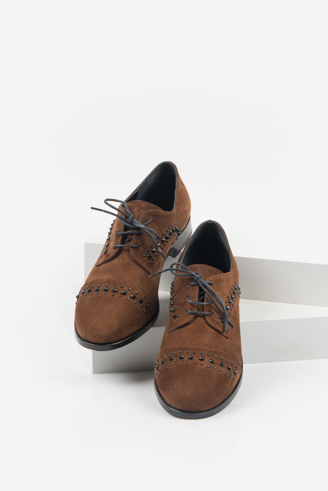 Велурени дамски обувки в кафяв цвят 4810101
